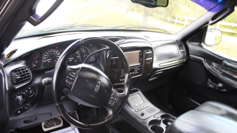 2002 Lincoln Blackwood - Image 5 of 25