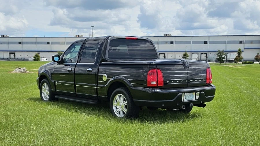2002 Lincoln Blackwood - Image 3 of 6