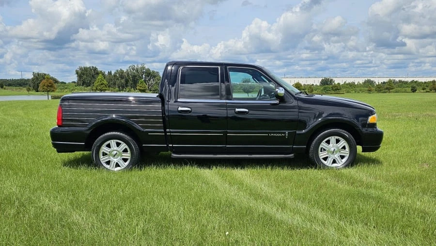 2002 Lincoln Blackwood - Image 5 of 6