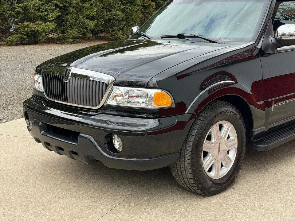 2002 Lincoln Blackwood - Image 2 of 21