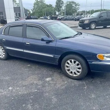 2002 Lincoln Continental Base