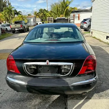 2002 Lincoln Continental Black Label Sedan 4D