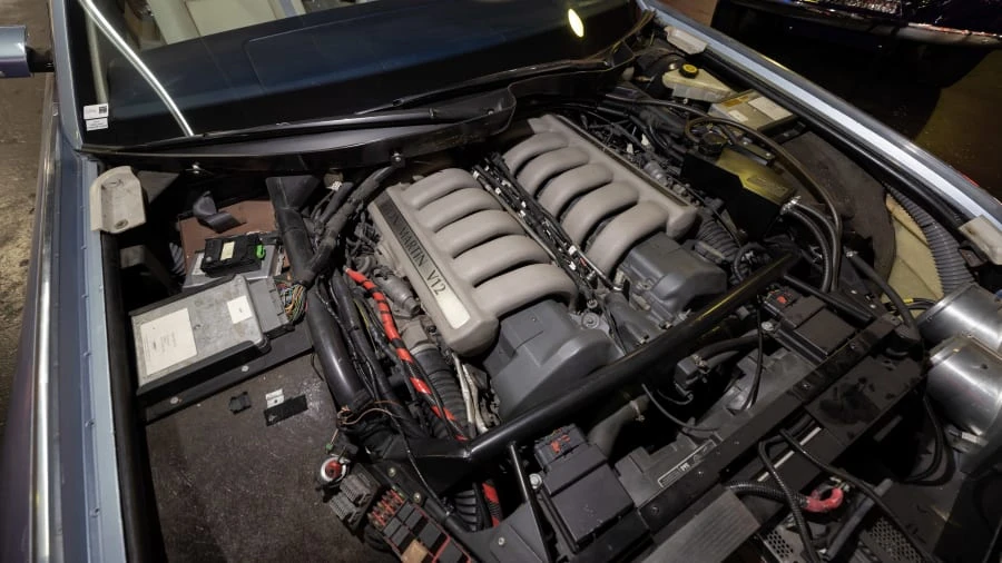 2002 Lincoln Continental 9th Gen - Image 31 of 31