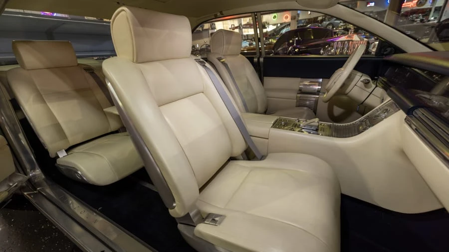 2002 Lincoln Continental 9th Gen - Image 23 of 31