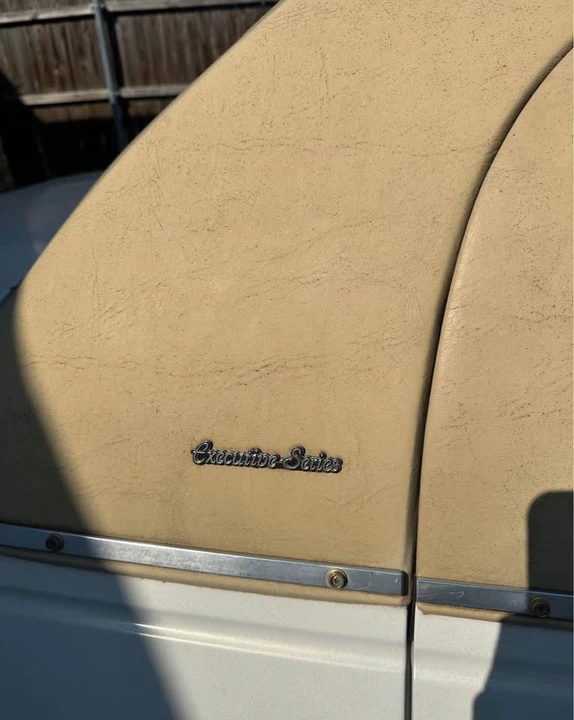 2002 Lincoln Continental 9th Gen - Image 10 of 15