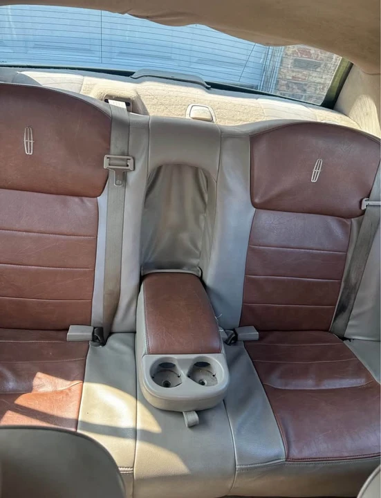 2002 Lincoln Continental 9th Gen - Image 7 of 15