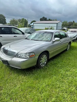 2002 Lincoln Continental Executive Sedan 4D
