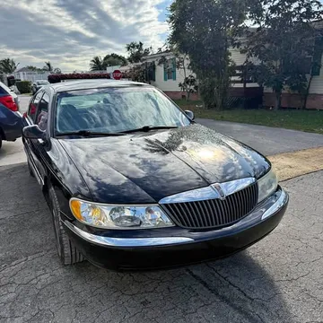 2002 Lincoln Continental · Executive Sedan 4D