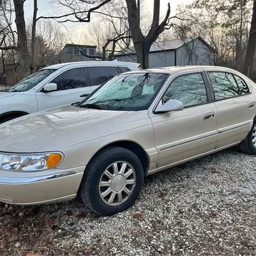 2002 Lincoln Continental
