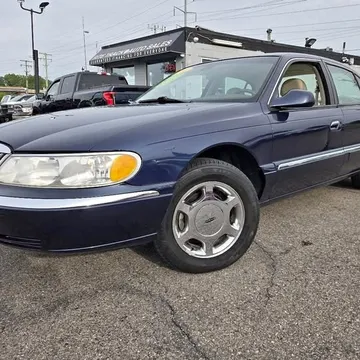 2002 Lincoln Continental