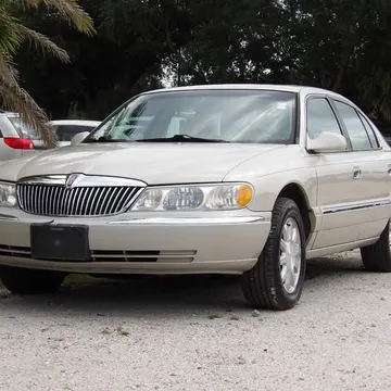 2002 Lincoln Continental