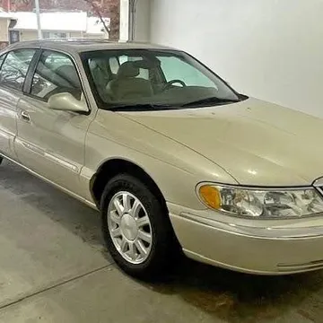 2002 Lincoln Continental