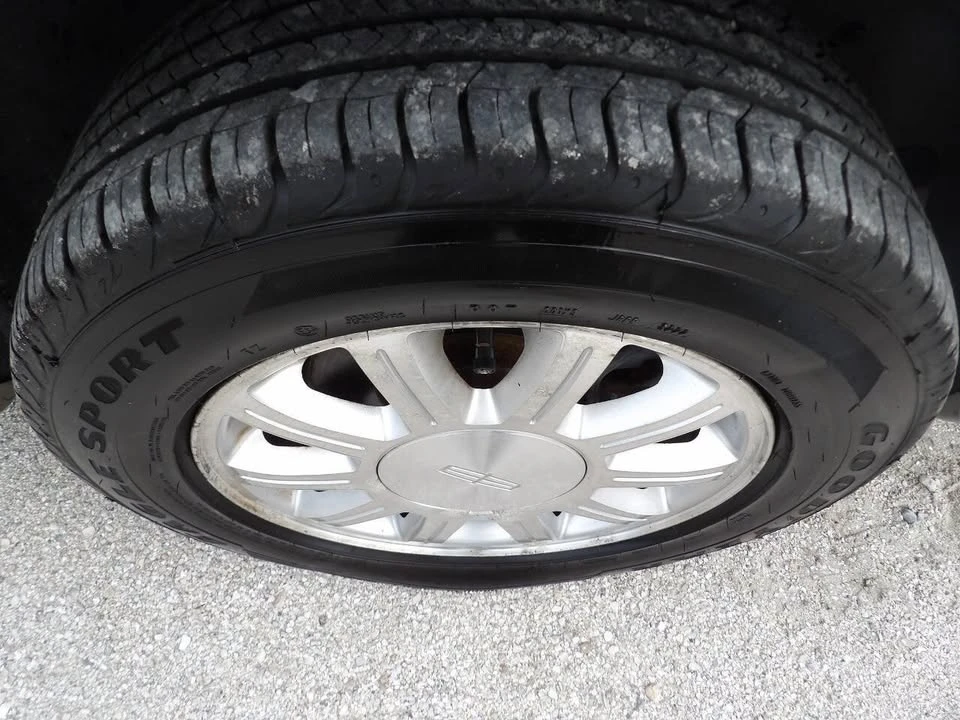 2002 Lincoln Continental 9th Gen - Image 12 of 20