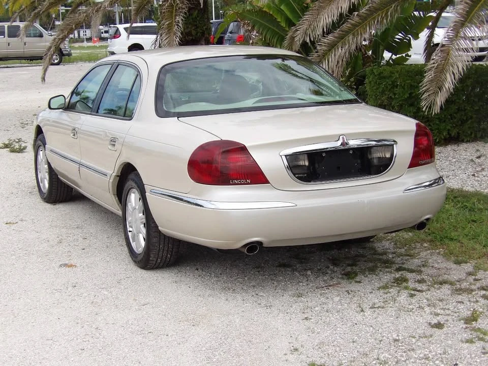 2002 Lincoln Continental 9th Gen - Image 5 of 20