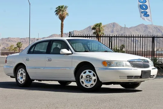 2002 Lincoln Continental