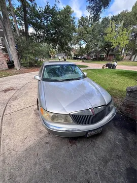 2002 Lincoln Continental Premiere Sedan 4D