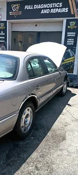 2002 Lincoln Continental Sedan 4D