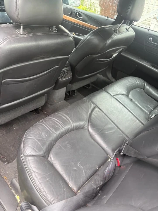 2002 Lincoln Continental 9th Gen - Image 11 of 13