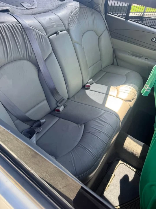 2002 Lincoln Continental 9th Gen - Image 6 of 9
