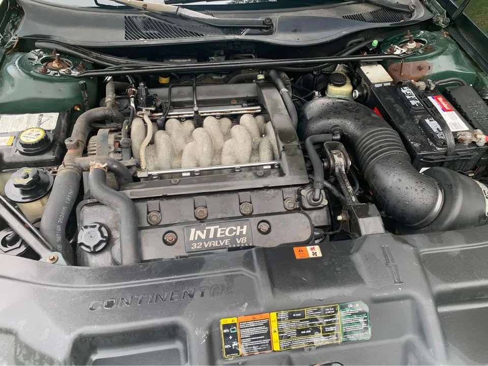 2002 Lincoln Continental 9th Gen - Image 3 of 7