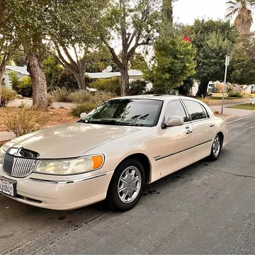 2002 Lincoln Continental Select