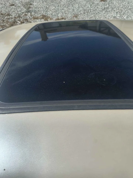 2002 Lincoln Continental 9th Gen - Image 4 of 7