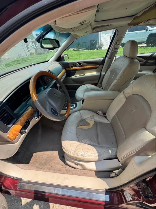 2002 Lincoln Continental 9th Gen - Image 10 of 13