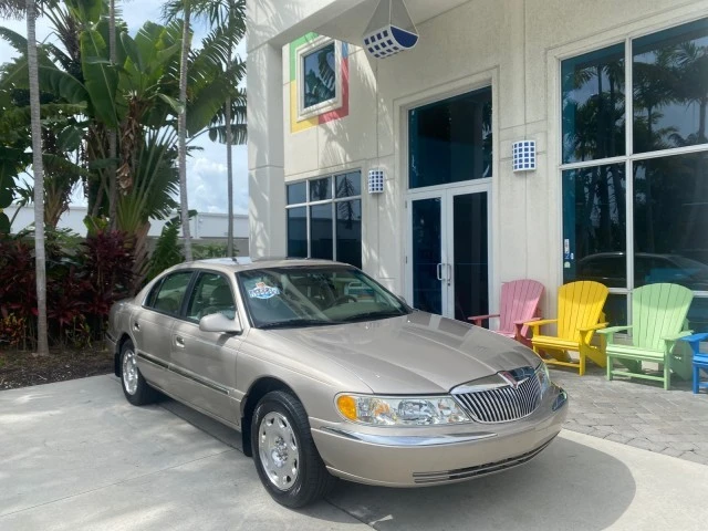 2002 Lincoln Continental 9th Gen - Image 2 of 21