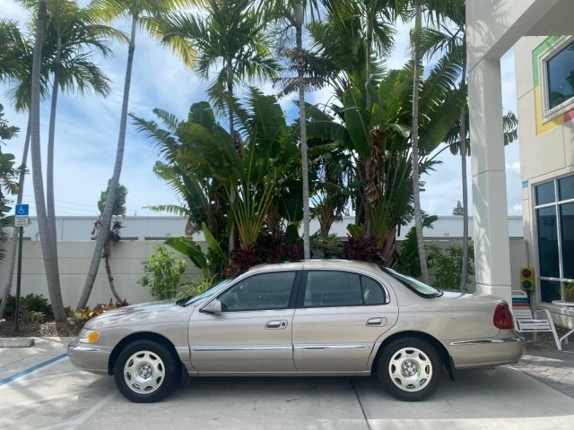 2002 Lincoln Continental 9th Gen - Image 5 of 21