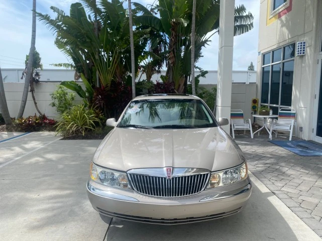 2002 Lincoln Continental 9th Gen - Image 3 of 21