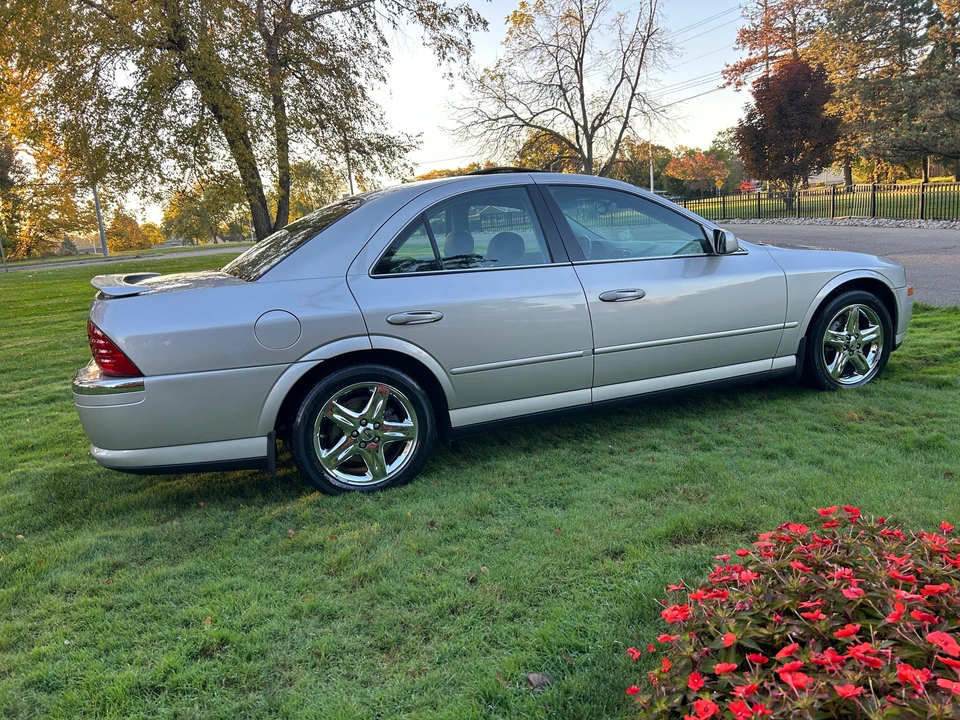 2002 Lincoln LS - Image 18 of 31