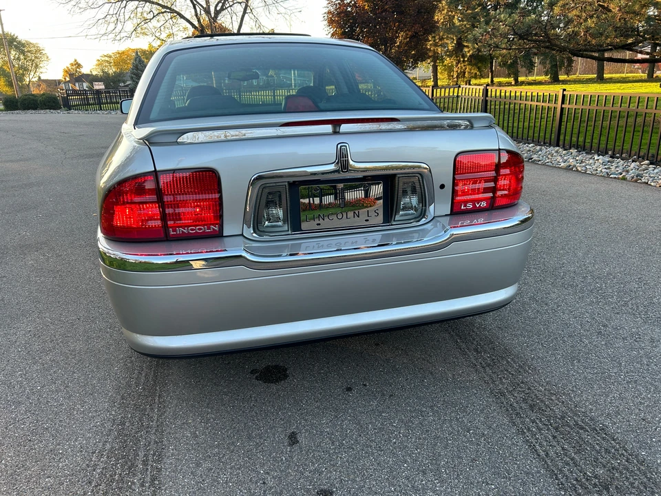 2002 Lincoln LS - Image 14 of 31