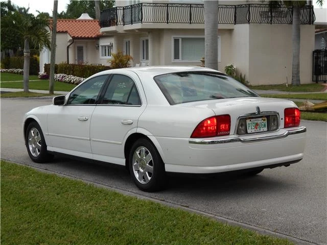 2002 Lincoln LS - Image 8 of 12