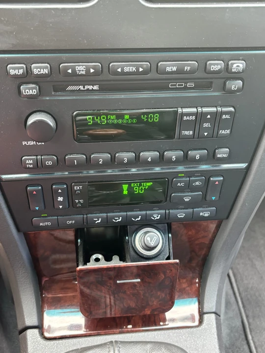 2002 Lincoln LS - Image 26 of 31