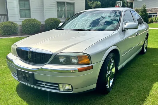 2002 Lincoln LS 5-Speed