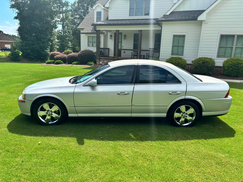 2002 Lincoln LS - Image 10 of 31
