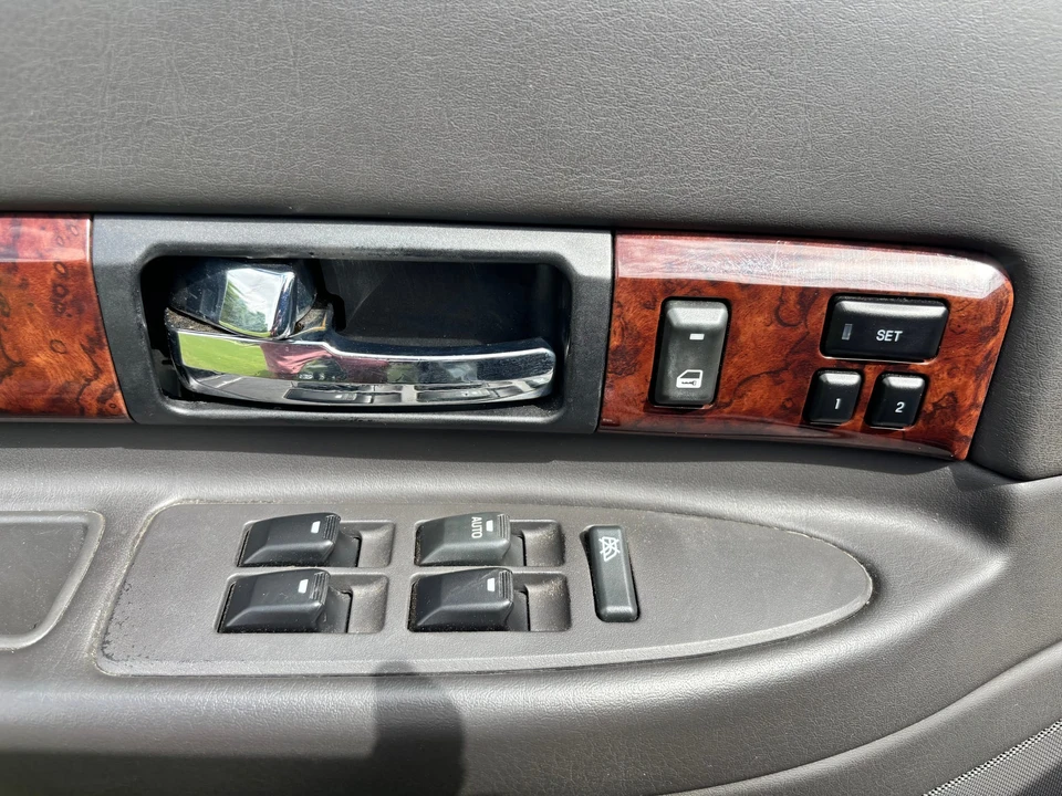 2002 Lincoln LS - Image 21 of 31