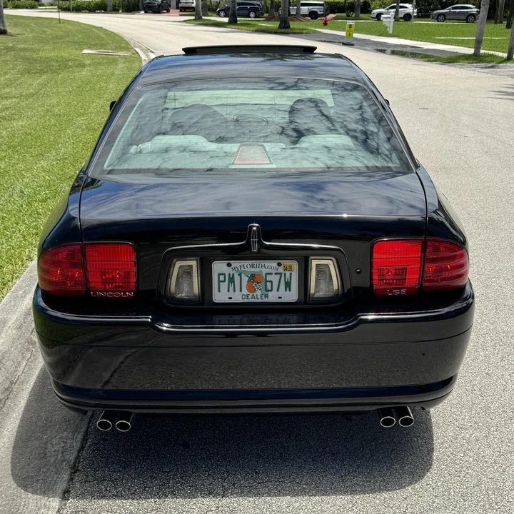 2002 Lincoln LS - Image 10 of 21
