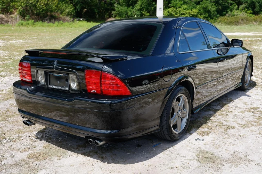 2002 Lincoln LS - Image 11 of 21