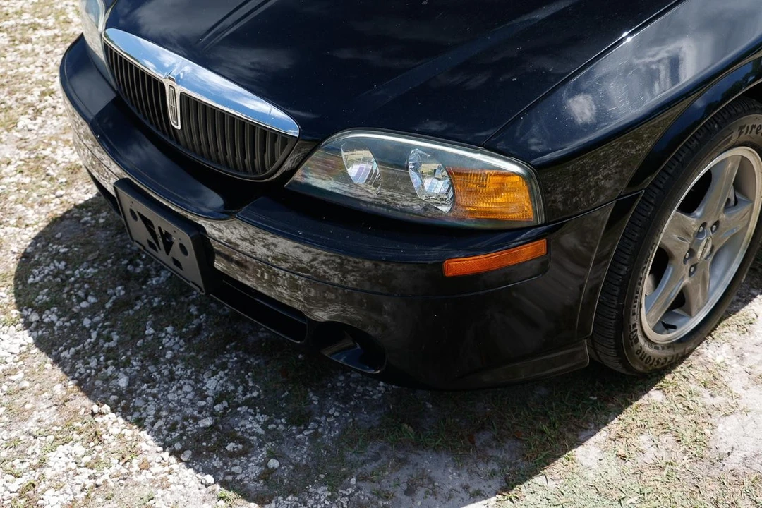 2002 Lincoln LS - Image 24 of 31