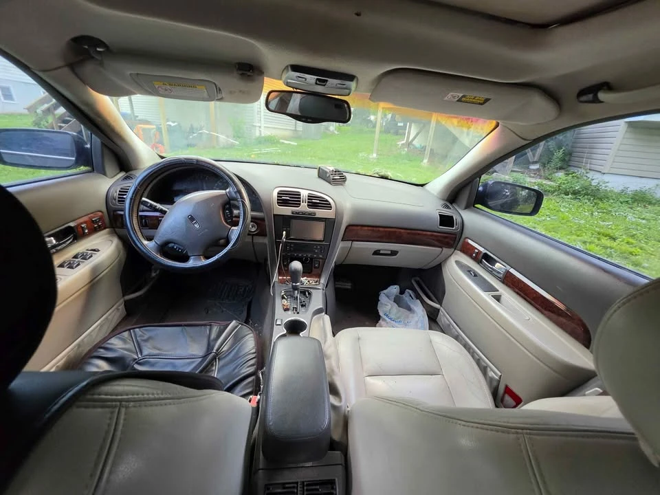 2002 Lincoln LS - Image 2 of 7
