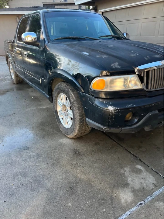 2002 Lincoln Blackwood - Image 2 of 6