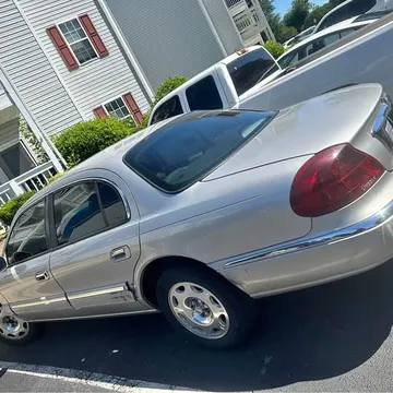 2002 Lincoln Continental