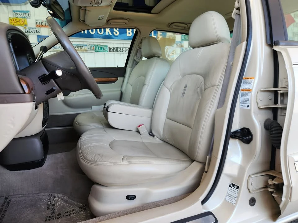 2002 Lincoln Continental 9th Gen - Image 4 of 19