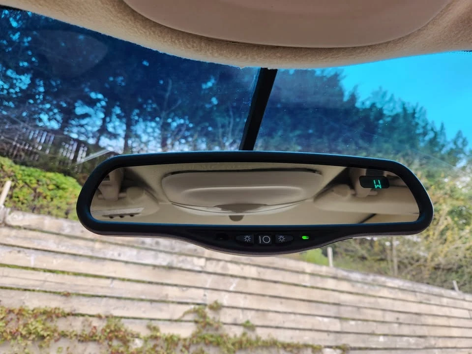 2002 Lincoln Continental 9th Gen - Image 15 of 19