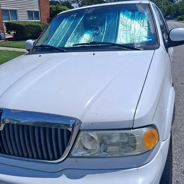 2002 Lincoln Navigator