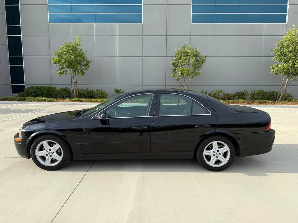 2002 Lincoln LS - Image 2 of 14