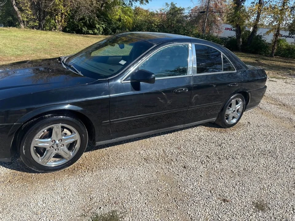 2002 Lincoln LS - Image 2 of 10