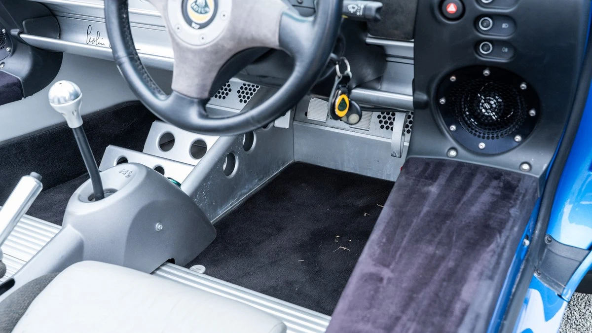 2002 Lotus Elise Series 2 - Image 30 of 30