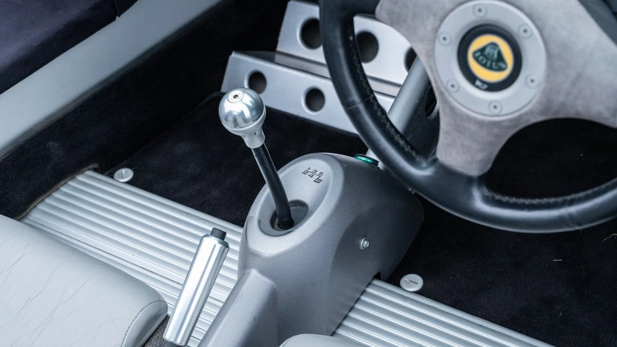 2002 Lotus Elise Series 2 - Image 27 of 30